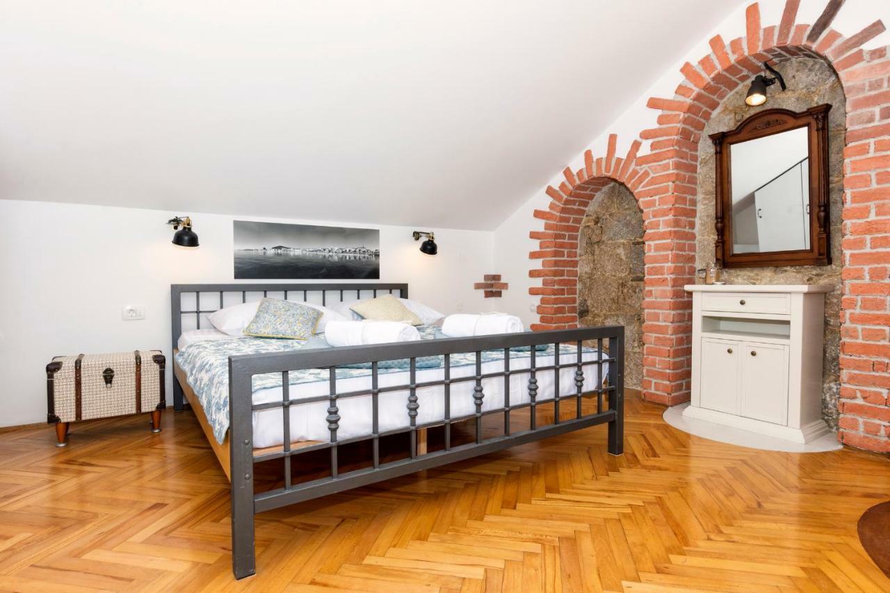Old Split Apartment 外观 照片