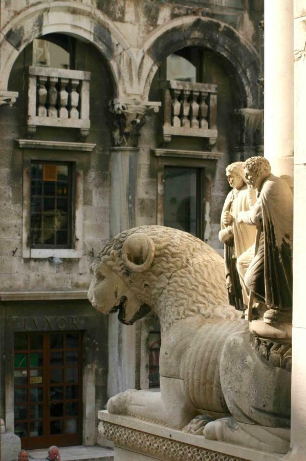Old Split Apartment 外观 照片